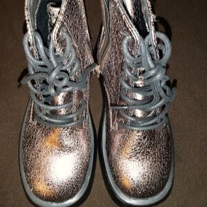 Steve Madden Jinez Boots Pewter- size 1 girls